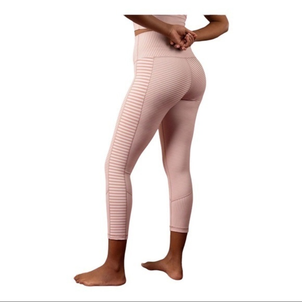 NWT DYI Power Play Crop Workout Pants Leggings Small
